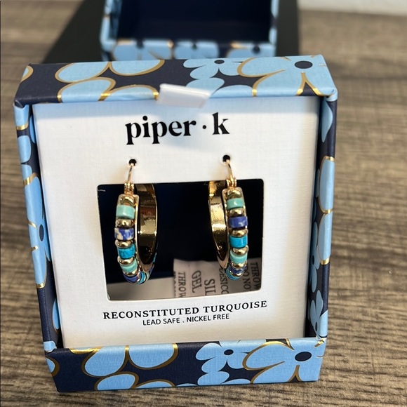 Piper K Reconstituted Turquoise Earrings ✨ - Picture 5 of 6